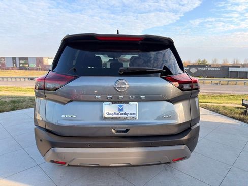 Used 2023 Nissan Rogue S AWD/4WD image 3