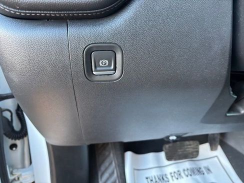 Used 2021 GMC Sierra 1500 Elevation image 10