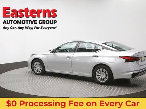 Used 2023 Nissan Altima 2.5 S FWD image 61