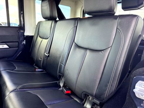 Used 2017 Jeep Wrangler Unlimited Sahara w/ Quick Order Package 24E Chief image 17