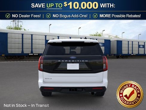 New 2026 Ford Expedition Active image 7