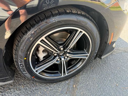 Used 2024 Ford Mustang Premium RWD image 9