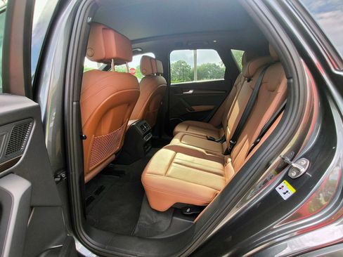 Used 2022 Audi Q5 2.0T Prestige w/ Prestige Package AWD/4WD image 15