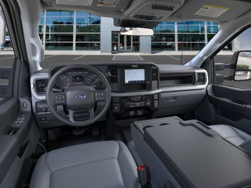 New 2026 Ford F450 XL w/ XL Chrome Package RWD image 9