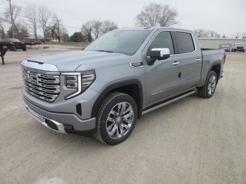 New 2026 GMC Sierra 1500 Denali image 11