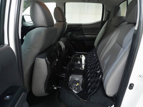 Certified 2022 Toyota Tacoma 4x4 Double Cab image 12