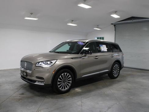 Used 2021 Lincoln Aviator Reserve w/ Equipment Group 201A AWD/4WD image 4
