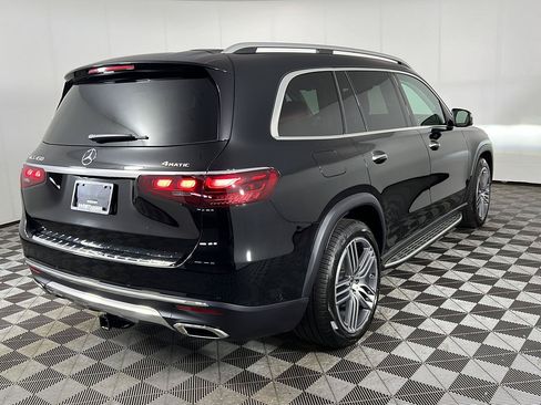 Used 2026 Mercedes-Benz GLS 450 4MATIC image 21