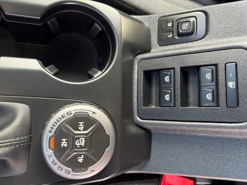 Used 2025 Ford Bronco Big Bend image 28