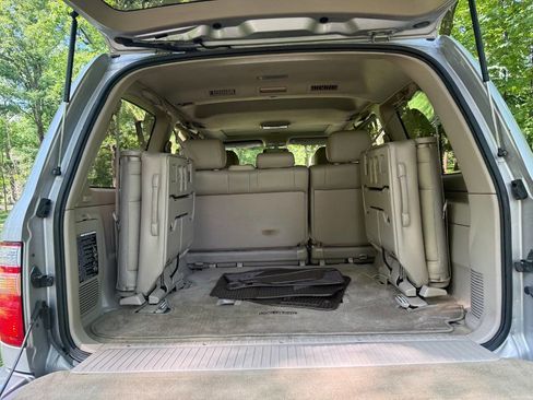 Used 2001 Toyota Land Cruiser AWD/4WD image 95
