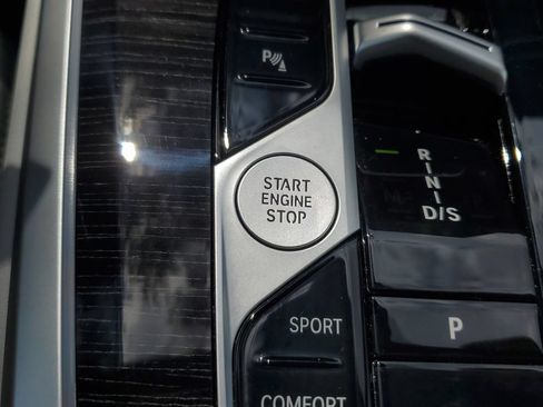 Used 2026 BMW X5 sDrive40i w/ M Sport Package RWD image 30