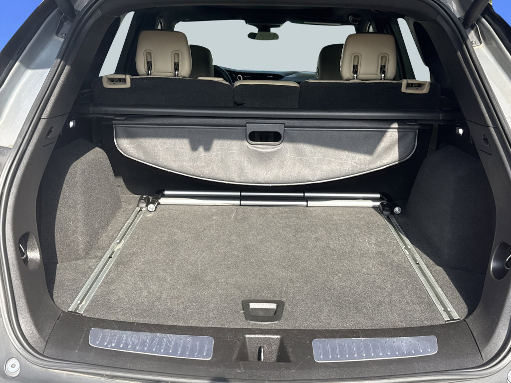 Used 2019 Cadillac XT5 Premium Luxury FWD image 32