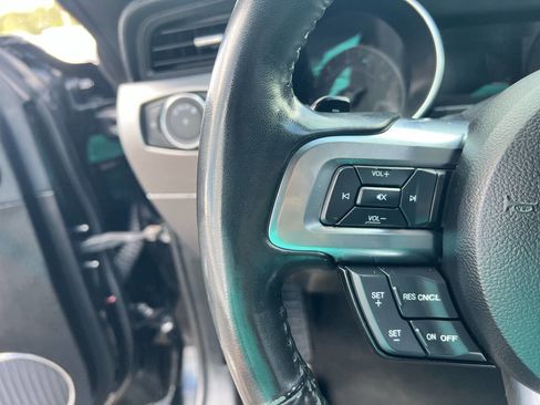 Used 2022 Ford Mustang GT Premium image 24