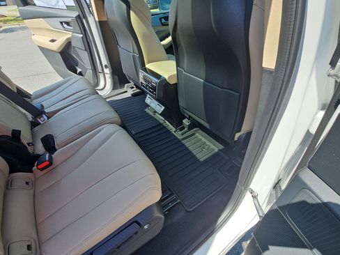 New 2026 Acura MDX SH-AWD image 11
