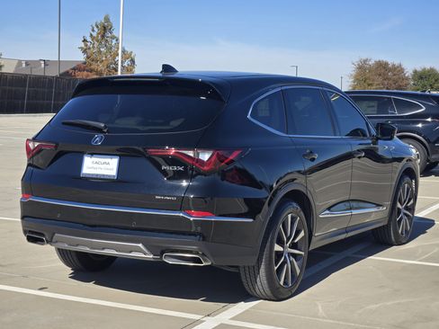 Certified 2025 Acura MDX w/ Technology Package image 8