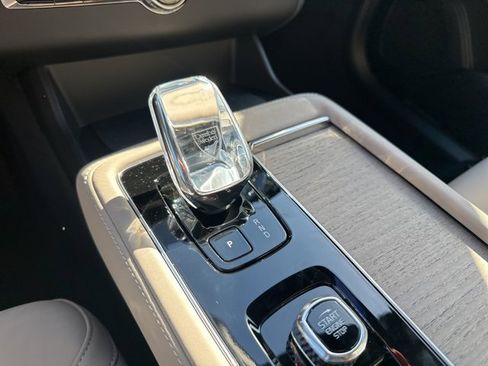 New 2026 Volvo XC90 B5 Plus image 14