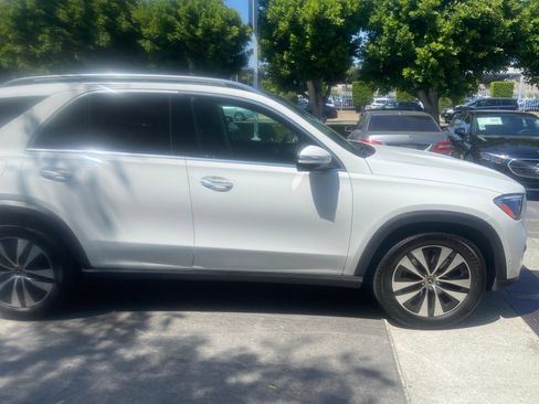 Used 2025 Mercedes-Benz GLE 350 4MATIC image 5