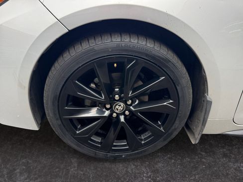 Used 2023 Toyota Corolla SE w/ SE Premium Package FWD image 14