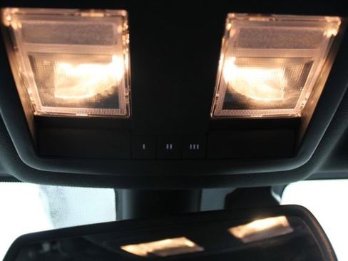 Used 2016 Dodge Challenger SRT Hellcat image 17