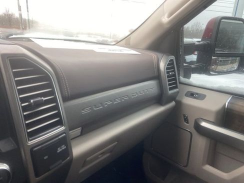 Used 2019 Ford F250 Limited w/ FX4 Off-Road Package image 25