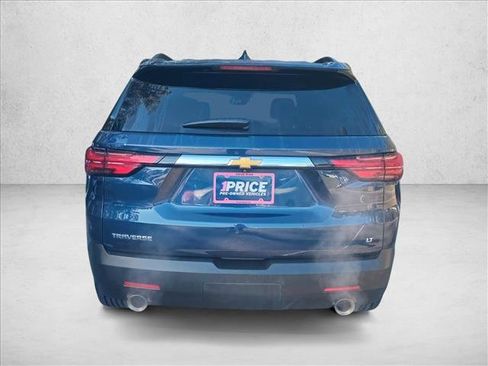 Used 2023 Chevrolet Traverse LT image 6