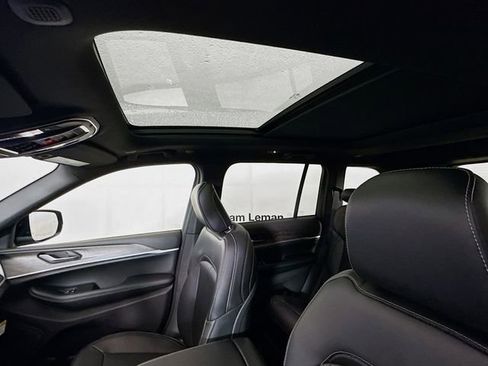 New 2025 Jeep Grand Cherokee Limited image 20