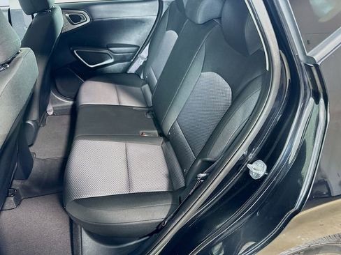 Used 2024 Kia Soul LX w/ Option Group 015 image 14