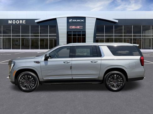 New 2026 GMC Yukon XL Elevation RWD image 8