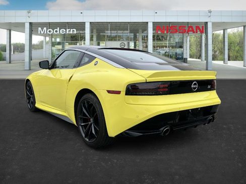 Certified 2024 Nissan Z Performance w/ Floor Mat Package image 3