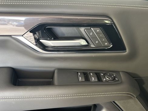 New 2026 GMC Yukon XL Elevation image 11