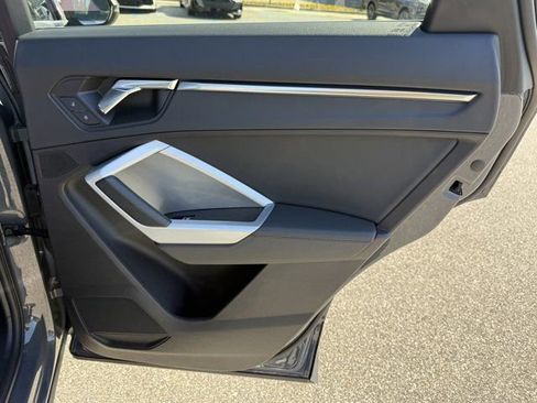 Used 2020 Audi Q3 2.0T Premium w/ Convenience Package image 31