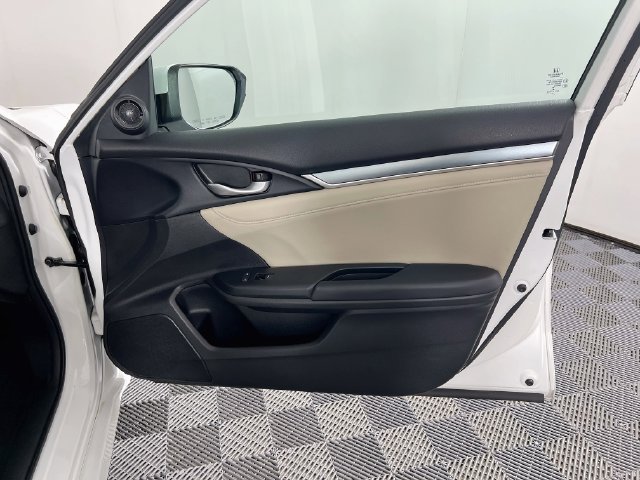 Used 2017 Honda Civic EX-L image 29