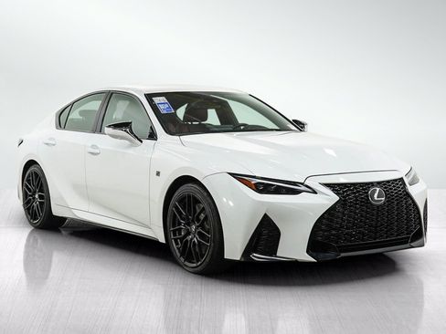 Used 2023 Lexus IS 500 RWD image 7