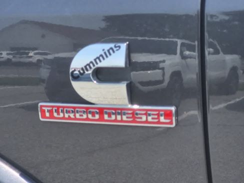 Used 2022 RAM 3500 Laramie AWD/4WD image 22