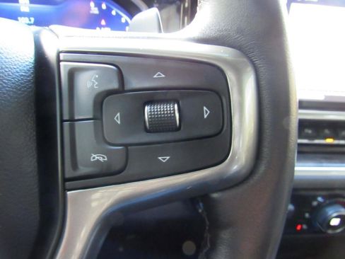 Used 2022 Chevrolet Silverado 1500 LTZ w/ LTZ Premium Package image 26