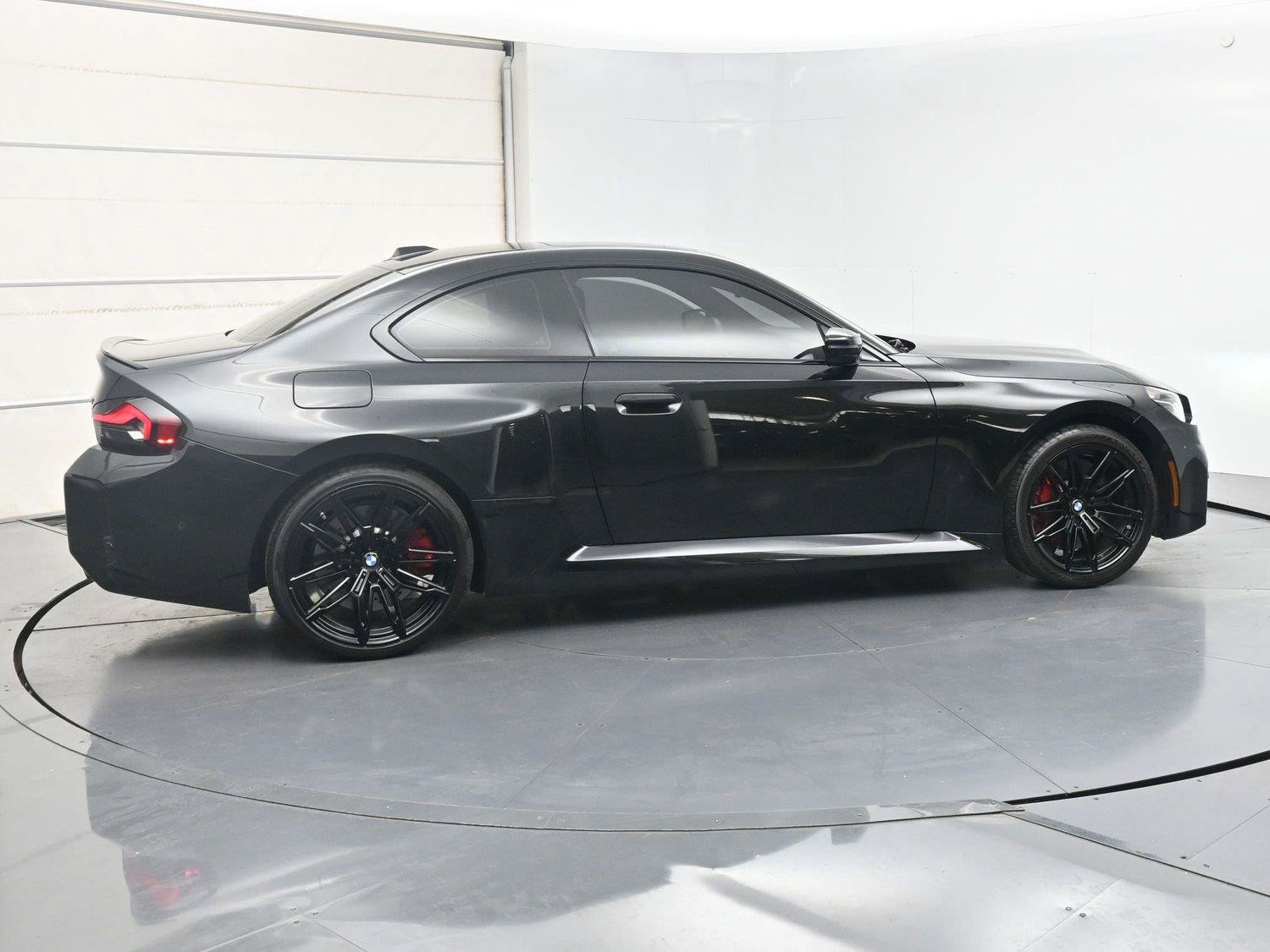 Used 2025 BMW M2 w/ Lighting Package RWD image 28