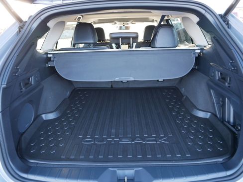 Used 2024 Subaru Outback Limited image 18