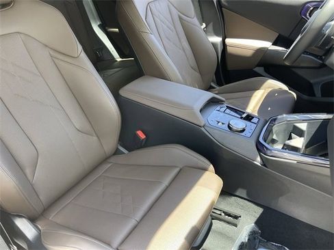 New 2025 BMW X3 xDrive30i w/ Convenience Package image 11