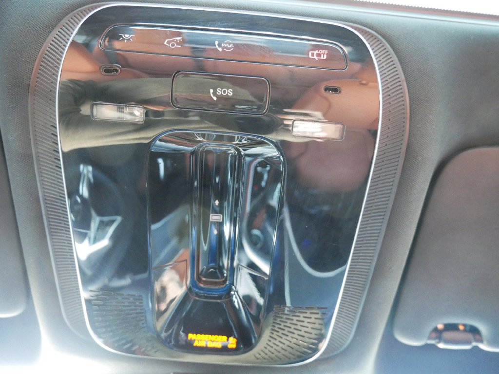 Used 2025 Mercedes-Benz C 300 4MATIC Sedan image 27