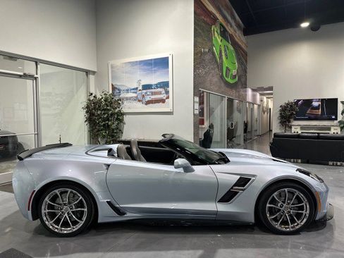 Used 2017 Chevrolet Corvette Grand Sport RWD image 26