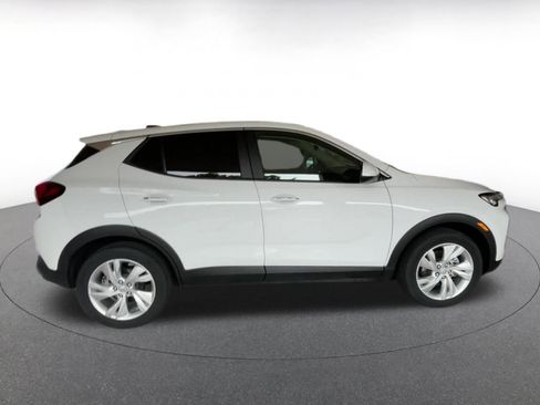 Used 2025 Buick Encore GX Preferred image 16