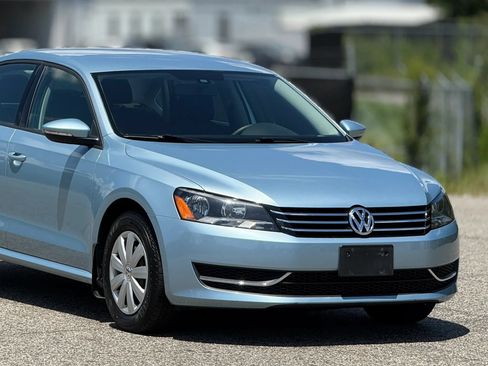 Used 2012 Volkswagen Passat 2.5 S FWD image 15
