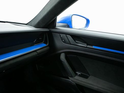 Certified 2022 Porsche 911 GT3 image 23