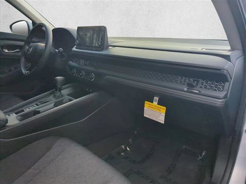 Used 2025 Honda Accord LX image 27