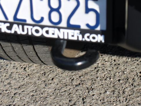 Used 2020 Jeep Wrangler Unlimited Sahara image 44