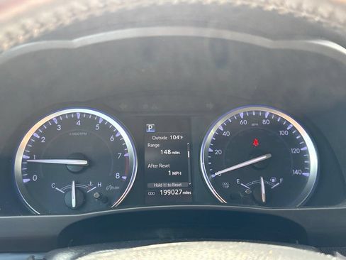 Used 2019 Toyota Highlander Limited FWD image 22