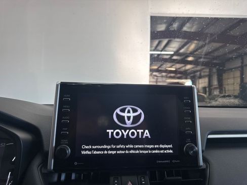 Used 2022 Toyota RAV4 TRD Off-Road w/ TRD Off-Road Weather Package image 15