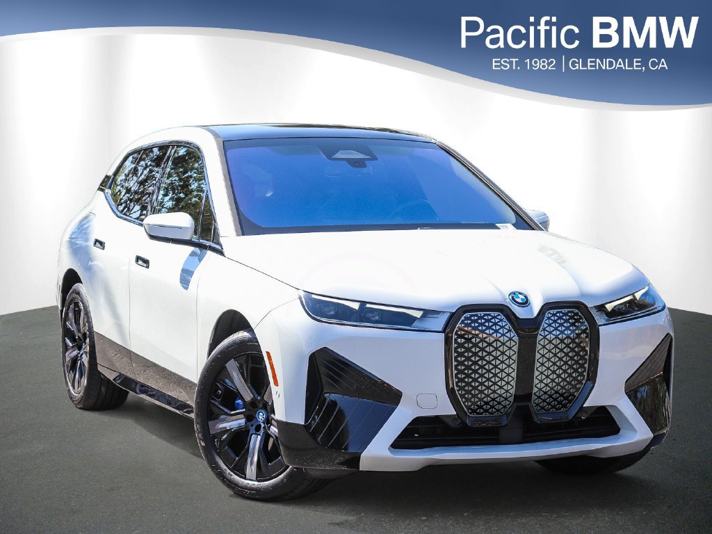 Certified 2024 BMW iX xDrive50 w/ Sport Package AWD/4WD image 1