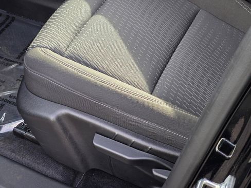 Certified 2025 Chevrolet Equinox LT image 21