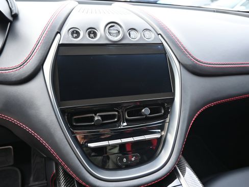Used 2022 Aston Martin DBX AWD/4WD image 49